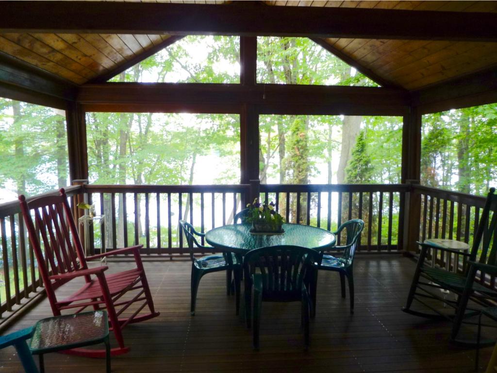 383 Isaacs Turn Road Barrington, NH 03825 - Photo 8 of 36 Gallery Image 8