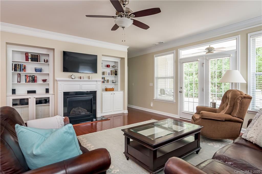 814 Solandra Way Tega Cay, SC 29708 - Photo 14 of 46