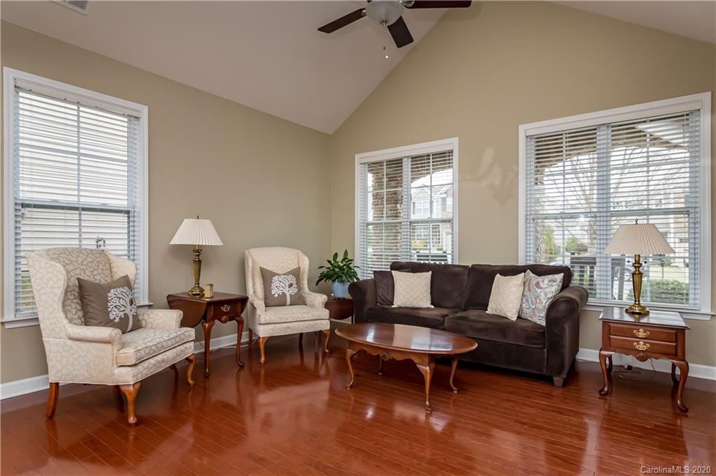 814 Solandra Way Tega Cay, SC 29708 - Photo 6 of 46