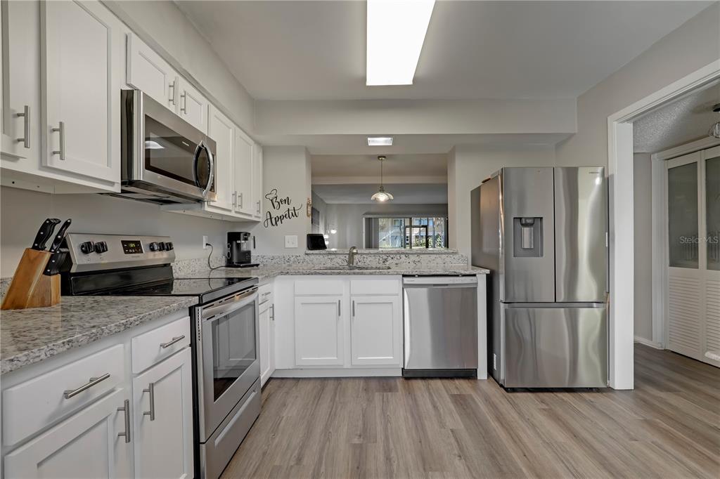 7864 Playa Del Rey Court, Unit 7864 Jacksonville, FL 32256 - Photo 5 of 58