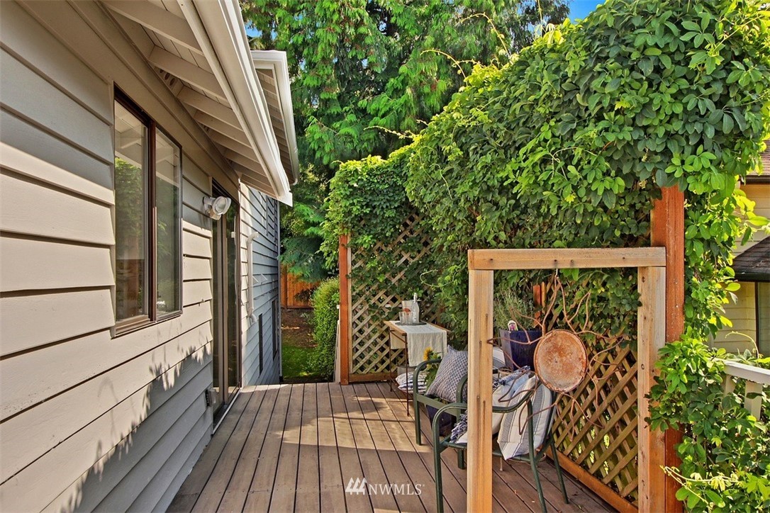 3947 Southwest Austin Street Seattle, WA 98136 - Photo 18 of 20 Gallery Image 18