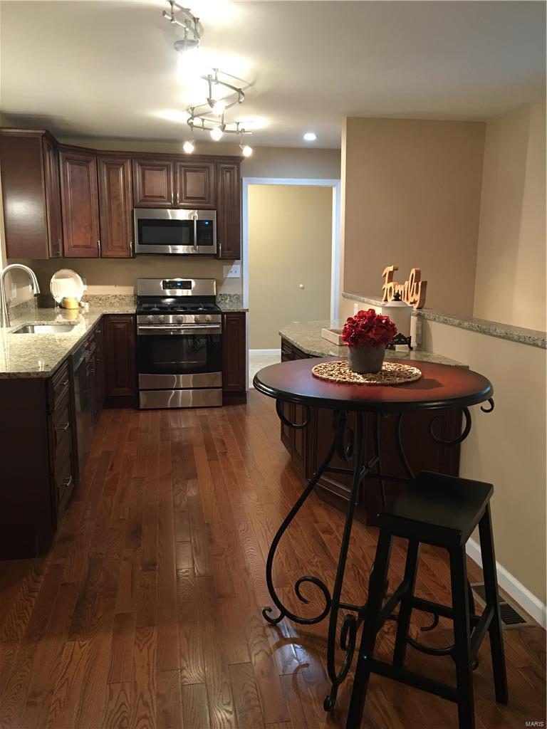 9545 Garber Road St. Louis, MO 63126 - Photo 12 of 29 Gallery Image 12