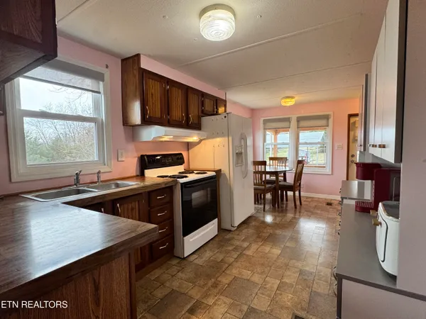 $199,900 | 3365 Baker Springs Road, White Pine, TN 37890