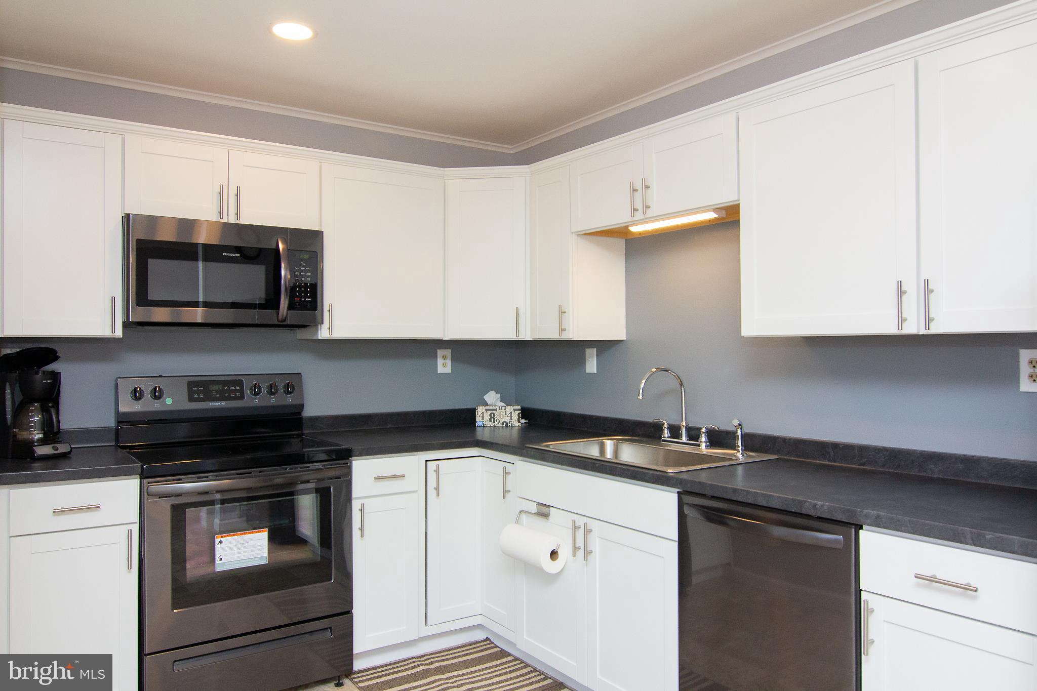 5033 Roller Road Manchester, MD 21102 - Photo 5 of 22 NEW APPLIANCES/BLACK STAINLESS