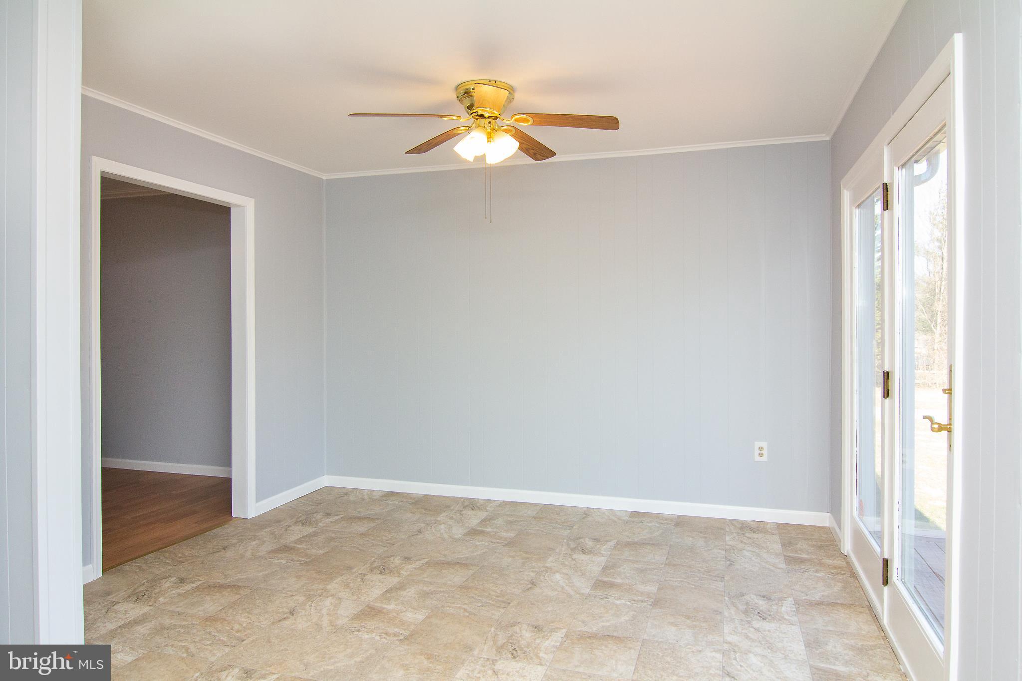 5033 Roller Road Manchester, MD 21102 - Photo 7 of 22 DINING SPACE W/ACCESS TO DECK