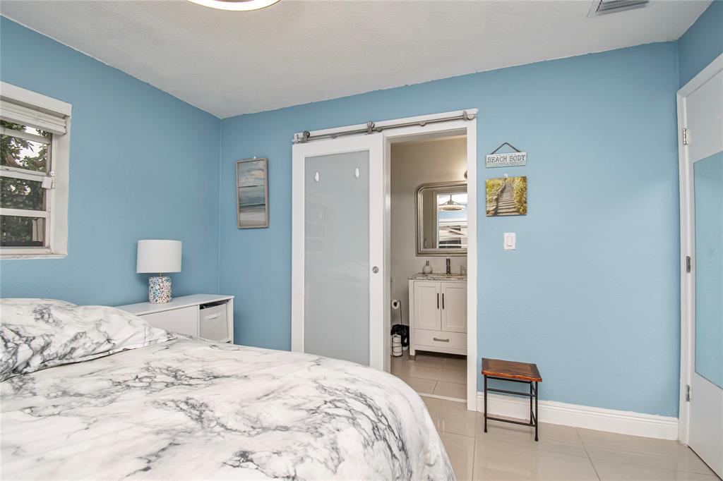 4944 Northwest 55th Street Tamarac, FL 33319 - Photo 28 of 51