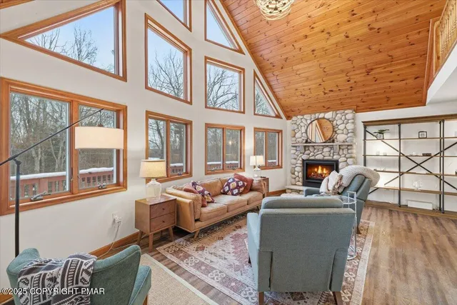 a view of a living room and dining room
