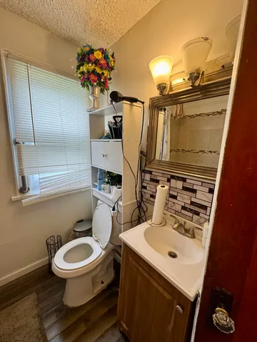 $173,000 | 2824 North 54th Street, Unit A, Milwaukee, WI 53210