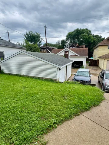 $173,000 | 2824 North 54th Street, Unit A, Milwaukee, WI 53210