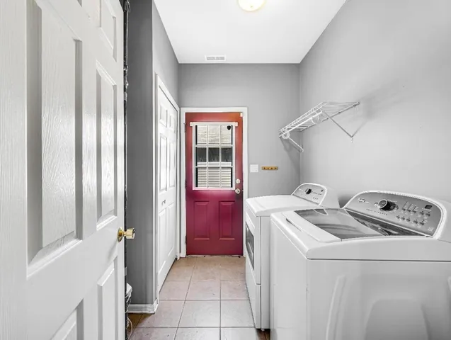 a view of livingroom with a chandelier fan