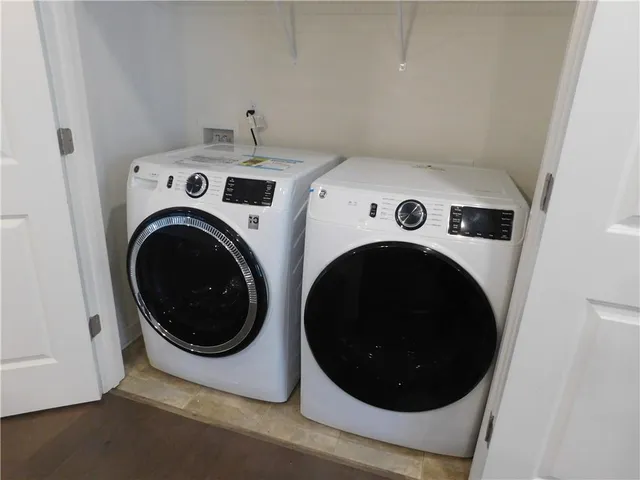 $2,600 | 887 Society Circle, Atlanta, GA 30331