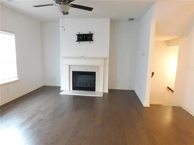 $2,600 | 887 Society Circle, Atlanta, GA 30331