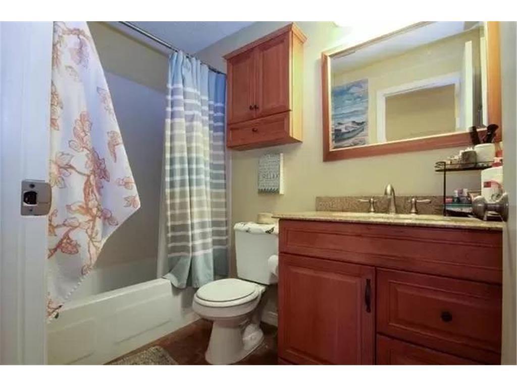 6901 Penn Avenue South, Unit 103 Minneapolis, MN 55423 - Photo 8 of 12