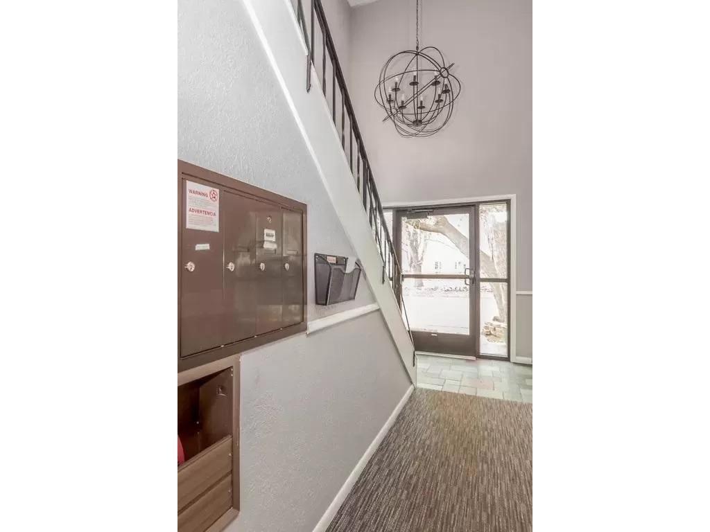 6901 Penn Avenue South, Unit 103 Minneapolis, MN 55423 - Photo 10 of 12