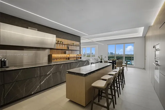 $2,990,000 | 2301 Collins Avenue, Unit 1634, Miami Beach, FL 33139