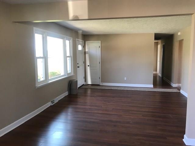 1202 East 4th St Road Seymour, IN 47274 - Photo 8 of 18 Gallery Image 8