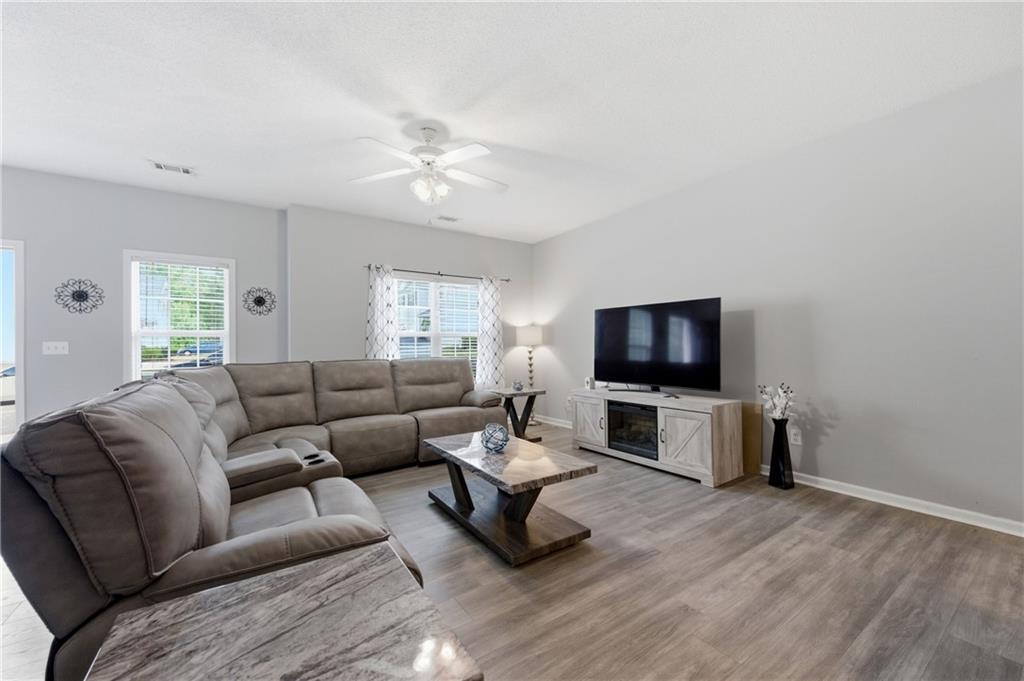 313 Venture Path Hiram, GA 30141 - Photo 5 of 28