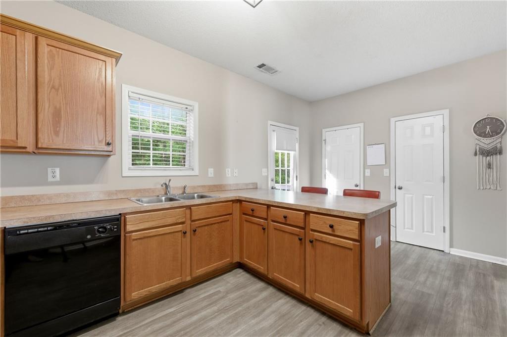 313 Venture Path Hiram, GA 30141 - Photo 9 of 28