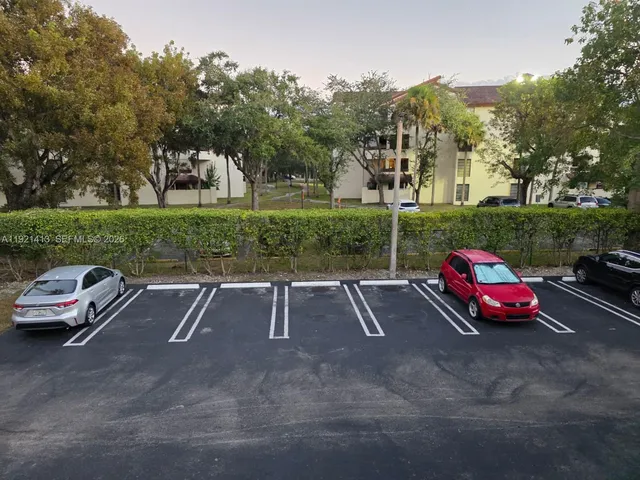 a view of a yard with patio