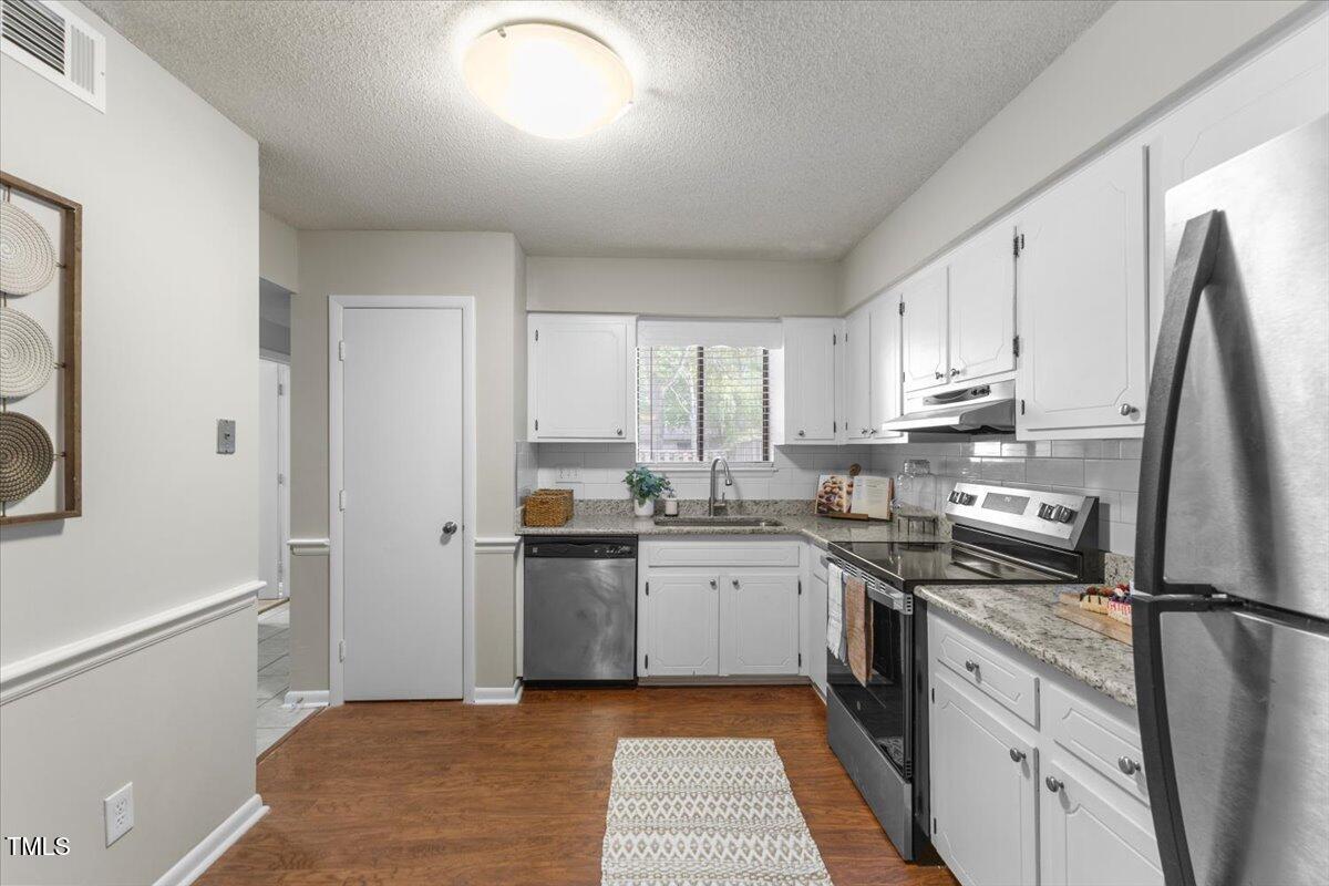 3916 Wendy Lane Raleigh, NC 27606 - Photo 15 of 38 13-3916 Wendy Ln