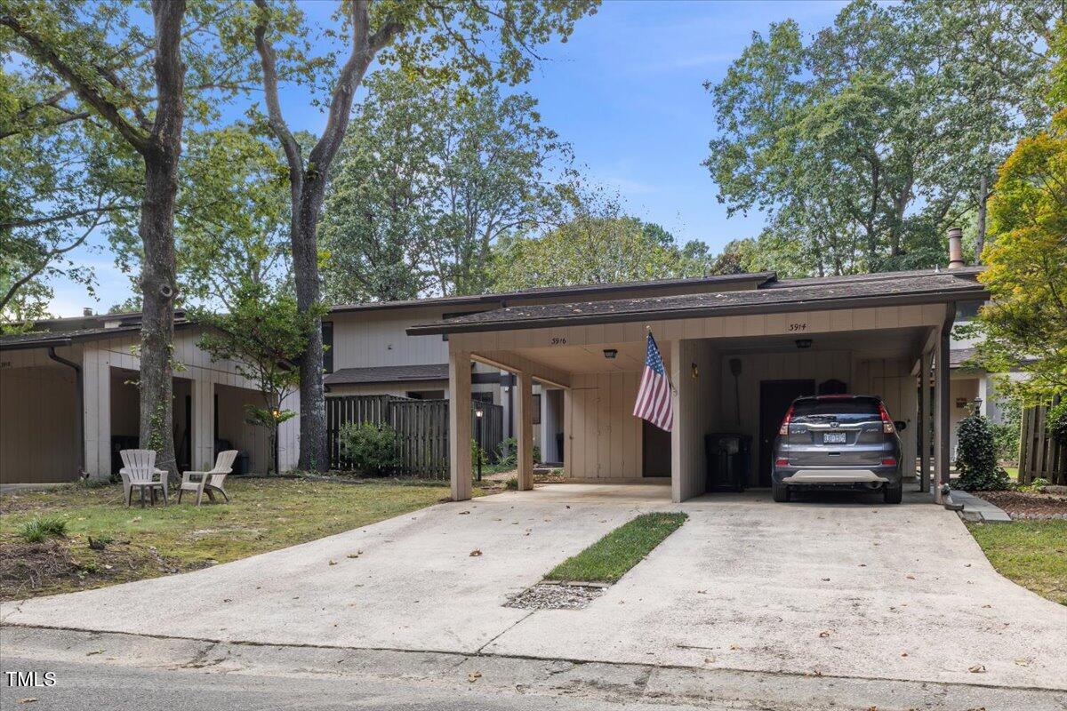3916 Wendy Lane Raleigh, NC 27606 - Photo 8 of 38 05-3916 Wendy Ln