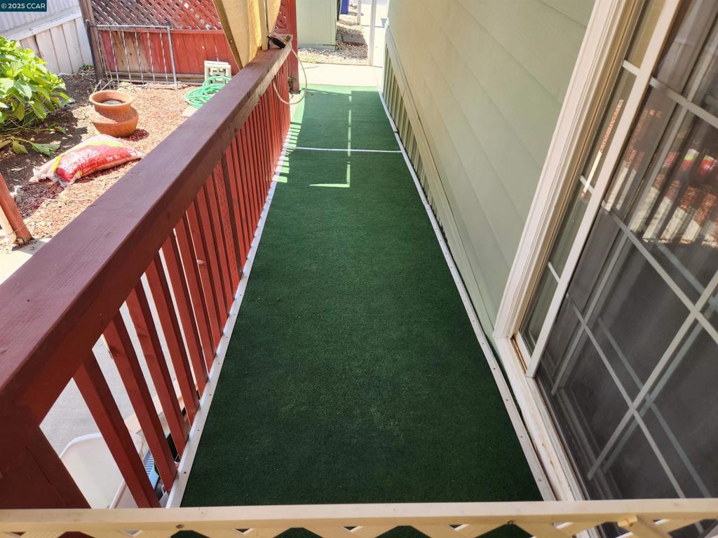 2113 Dalis Drive Concord, CA 94520 - Photo 3 of 22 a view of stairs