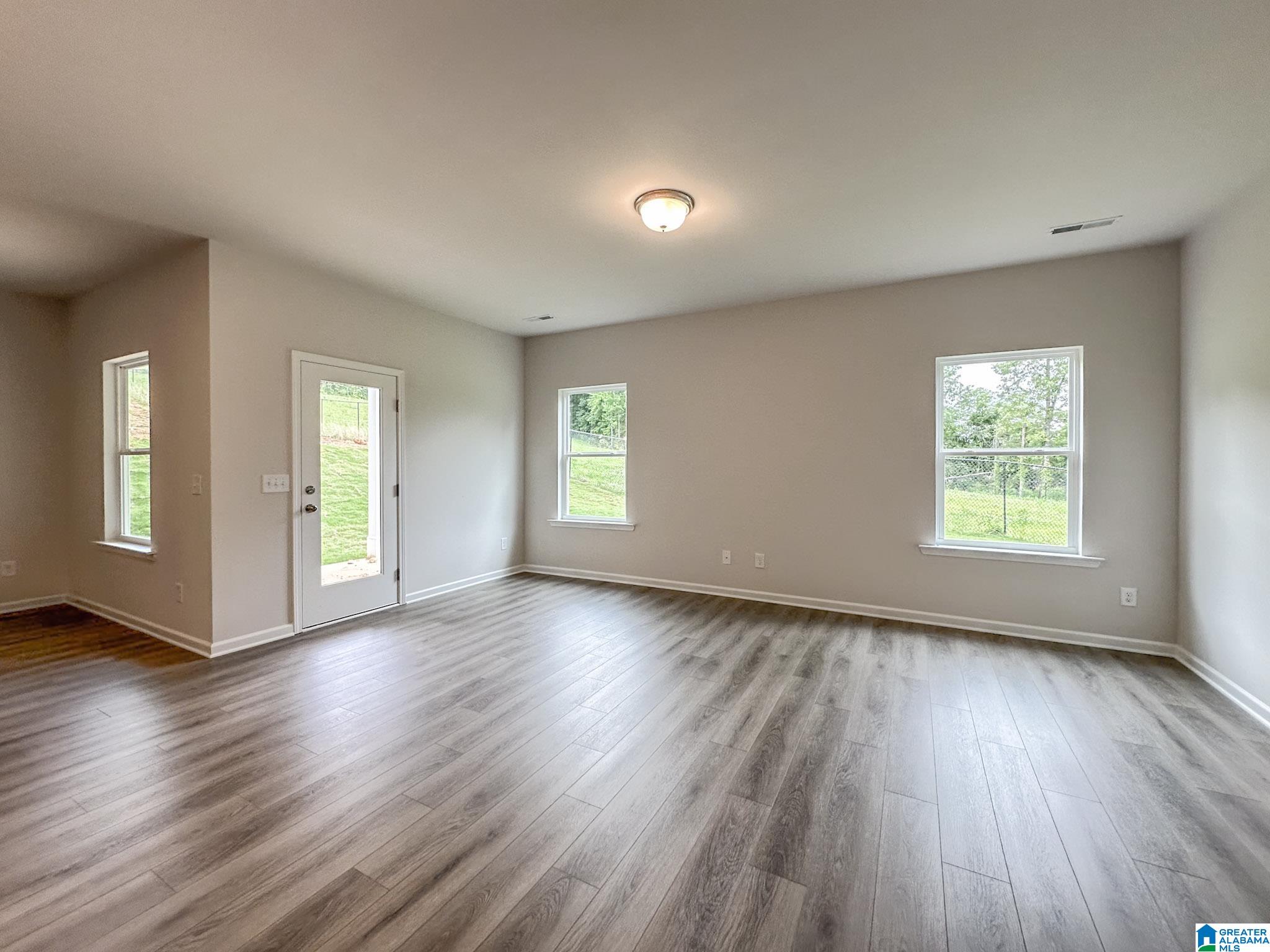1012 Pinnacle Parkway Leeds, AL 35094 - Photo 12 of 35