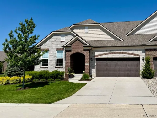 $429,900 | 40589 Aster Court, Clinton Township, MI 48036