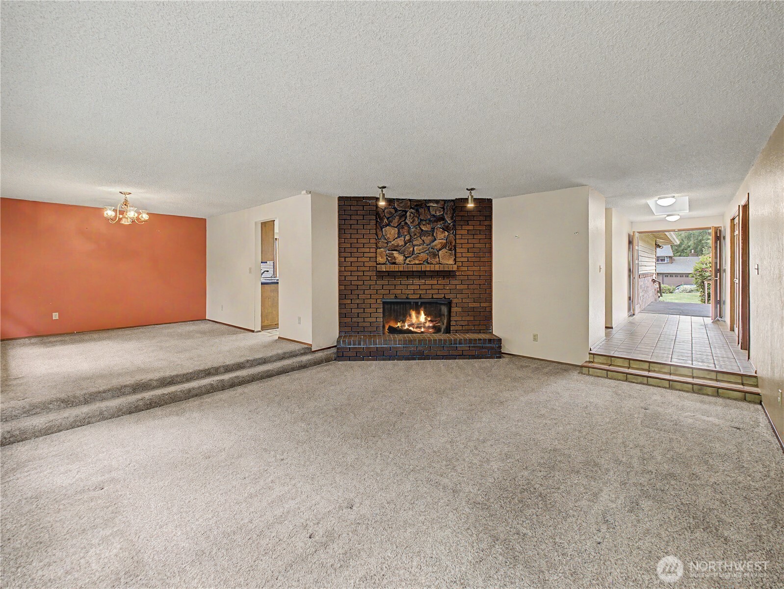 21327 Southeast 252nd Place Maple Valley, WA 98038 - Photo 14 of 27