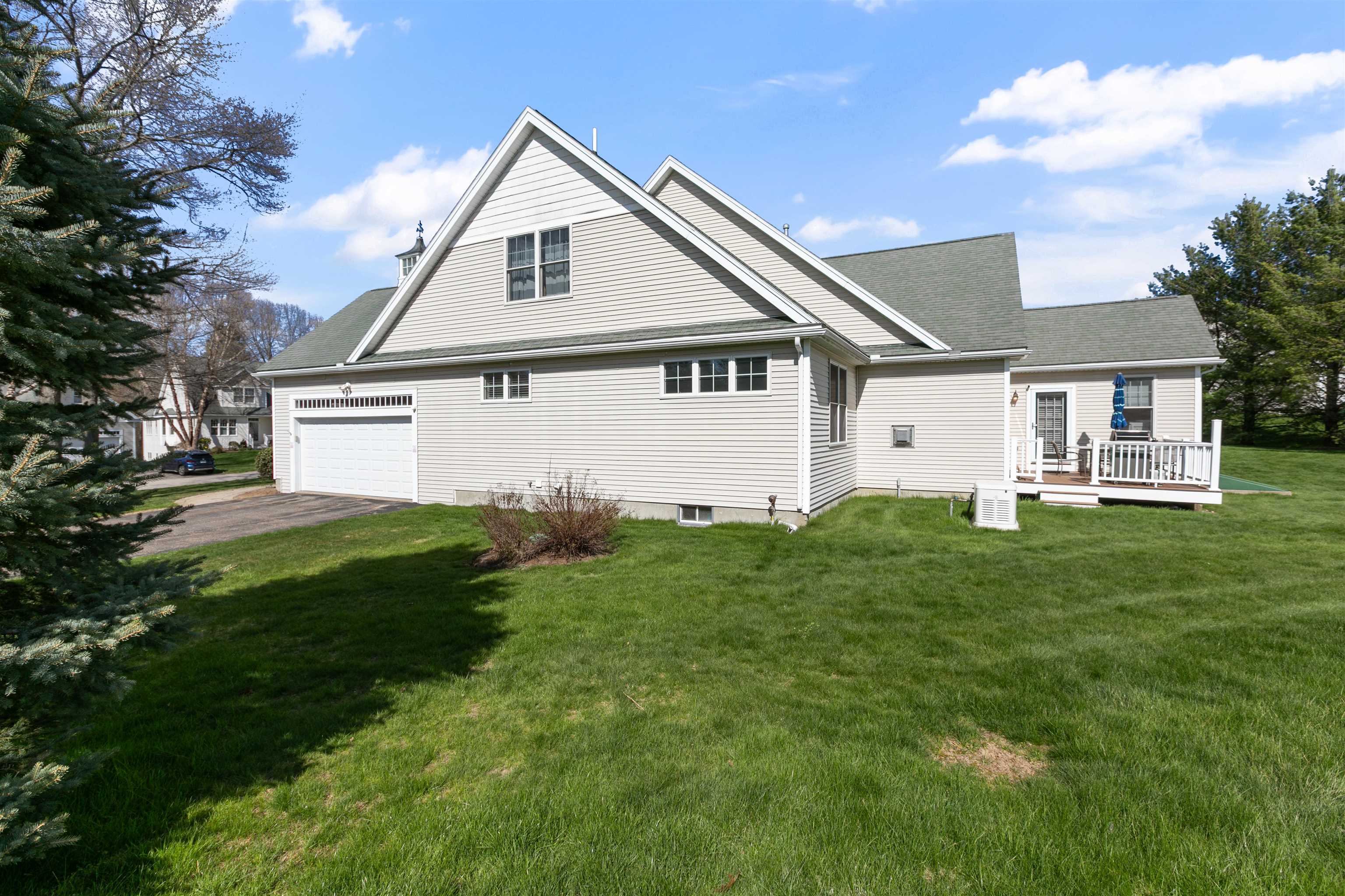 8 Crockett's Way Stratham, NH 03885 - Photo 29 of 34