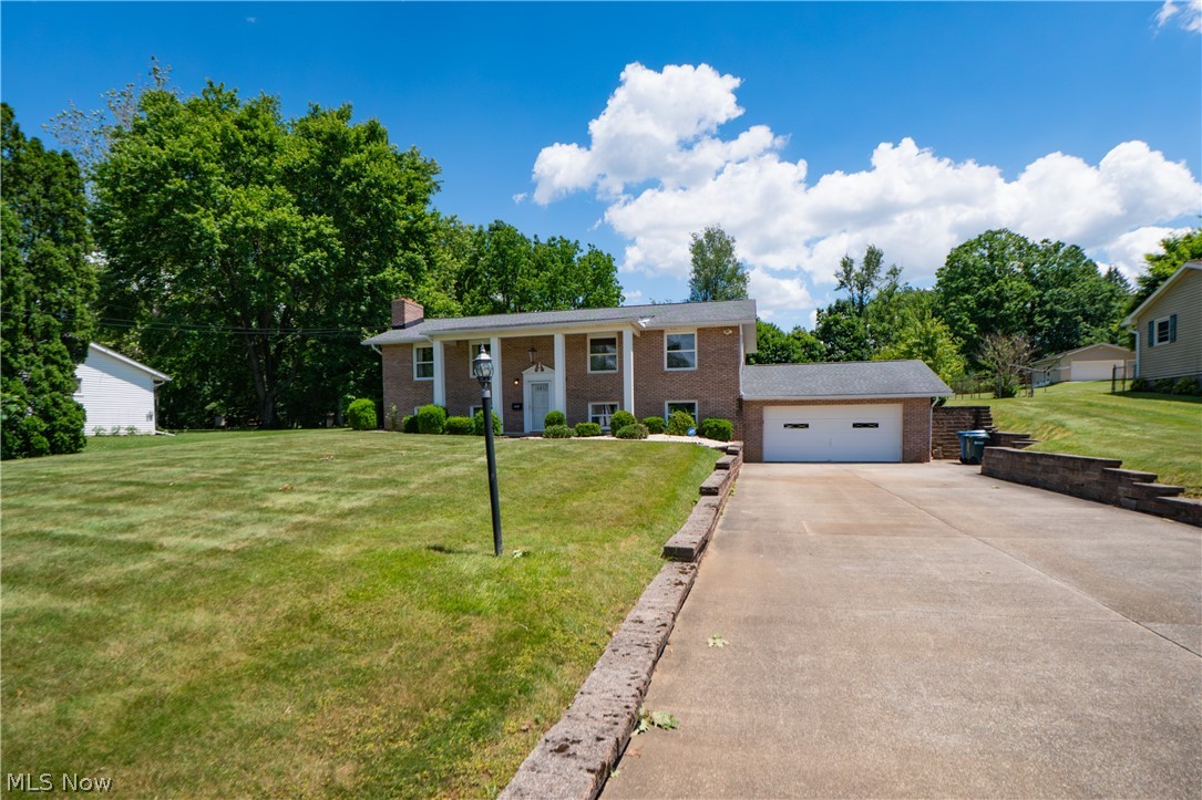 2421 Fairview Road Uniontown, OH 44685 - Photo 2 of 40