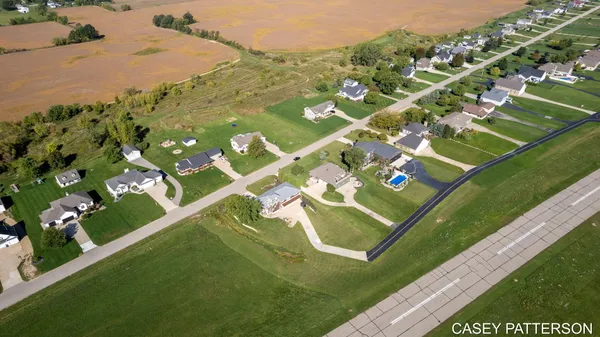 $699,950 | 2520 Air Park Drive, Zeeland, MI 49464