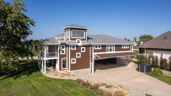 $699,950 | 2520 Air Park Drive, Zeeland, MI 49464