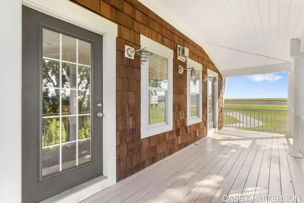 $699,950 | 2520 Air Park Drive, Zeeland, MI 49464