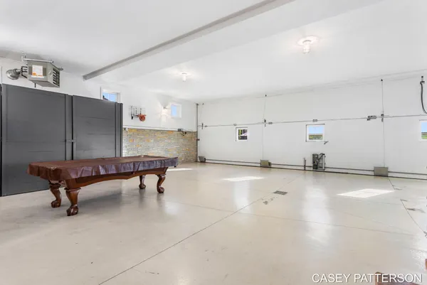 $699,950 | 2520 Air Park Drive, Zeeland, MI 49464