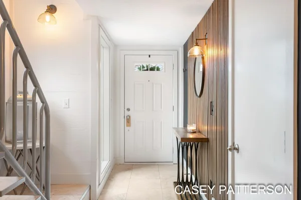 $699,950 | 2520 Air Park Drive, Zeeland, MI 49464