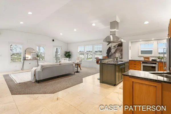 $699,950 | 2520 Air Park Drive, Zeeland, MI 49464