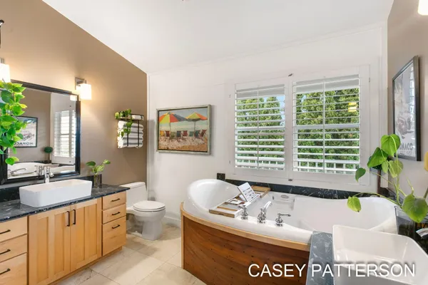 $699,950 | 2520 Air Park Drive, Zeeland, MI 49464