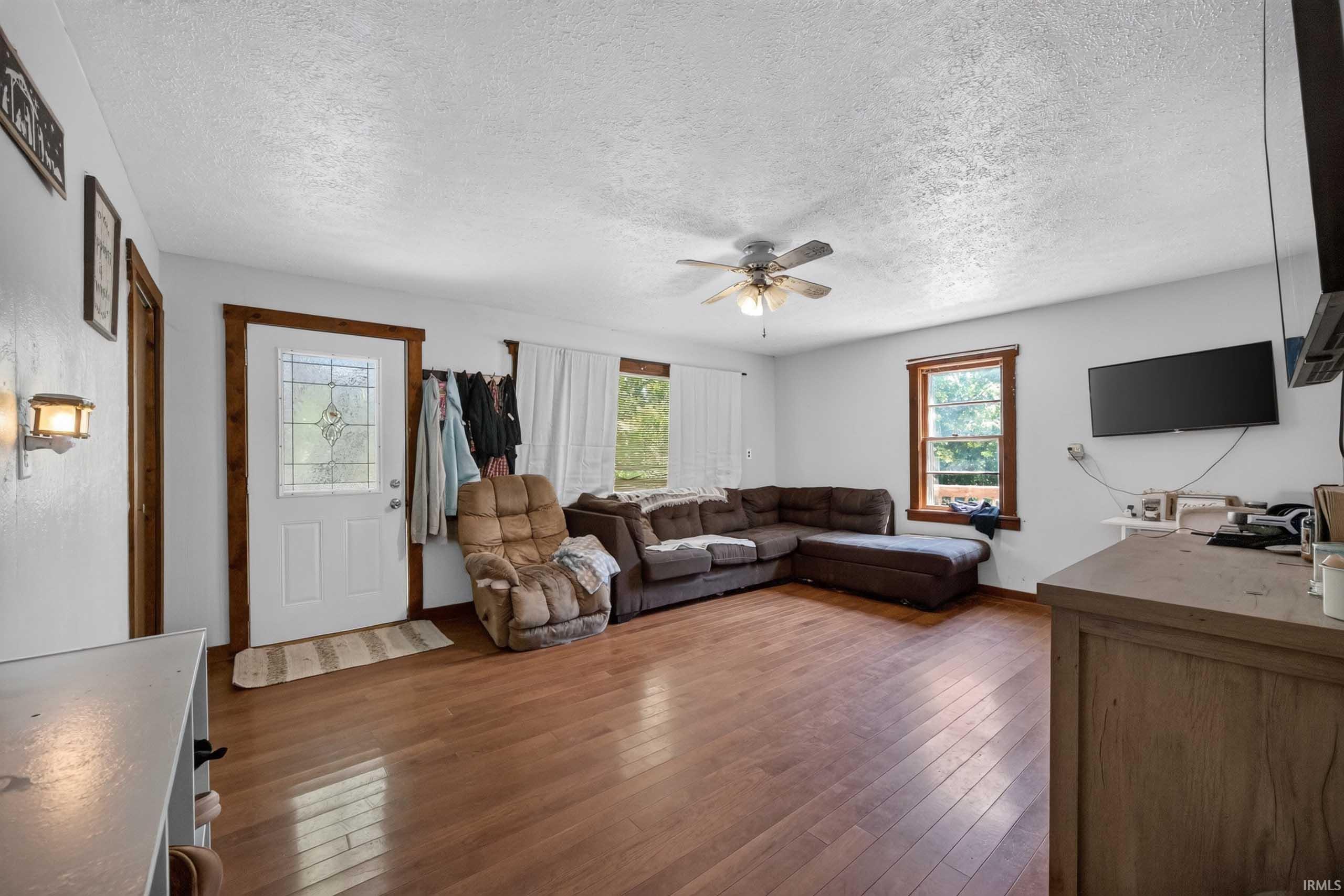 803 Old St Road North Bedford, IN 47421 - Photo 8 of 31