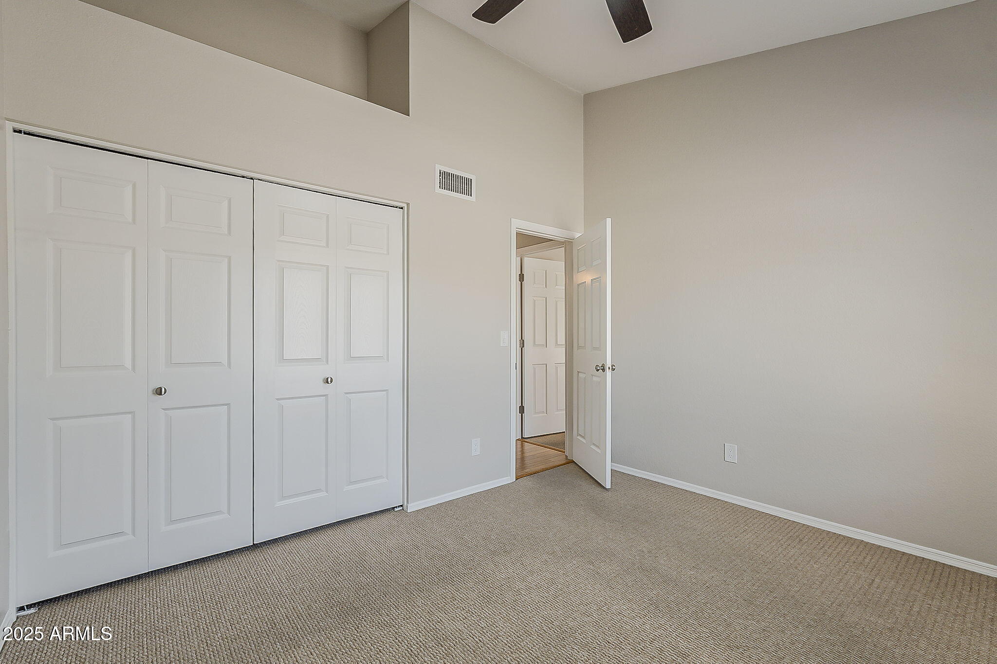 625 East Silver Creek Road Gilbert, AZ 85296 - Photo 13 of 33 31-web-or-mls-Silver Creek-21
