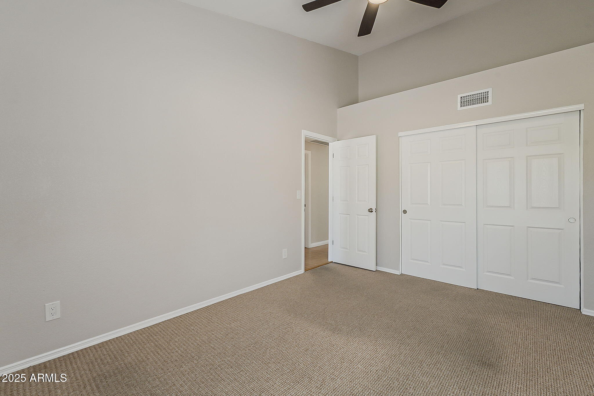 625 East Silver Creek Road Gilbert, AZ 85296 - Photo 17 of 33 33-web-or-mls-Silver Creek-23