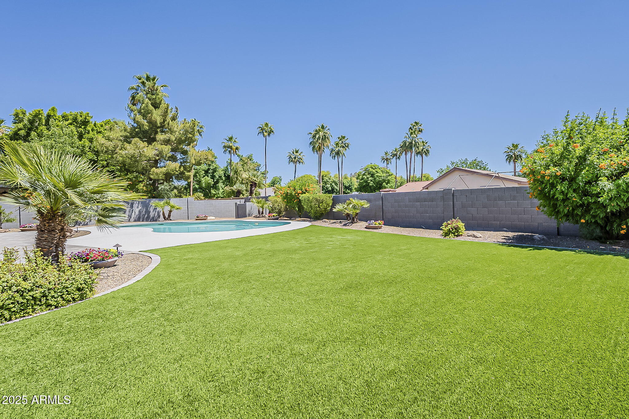625 East Silver Creek Road Gilbert, AZ 85296 - Photo 31 of 33 56-web-or-mls-Silver Creek-46