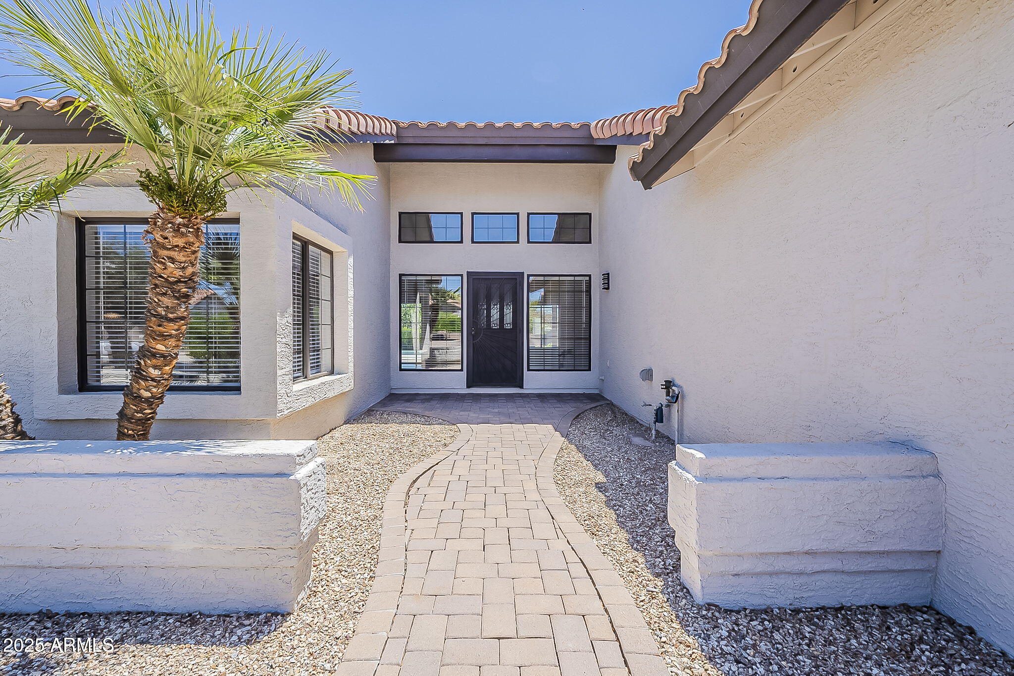625 East Silver Creek Road Gilbert, AZ 85296 - Photo 7 of 33 14-web-or-mls-Silver Creek-4