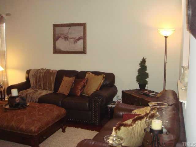6833 Coventry Drive Raleigh, NC 27609 - Photo 4 of 10 Gallery Image 4