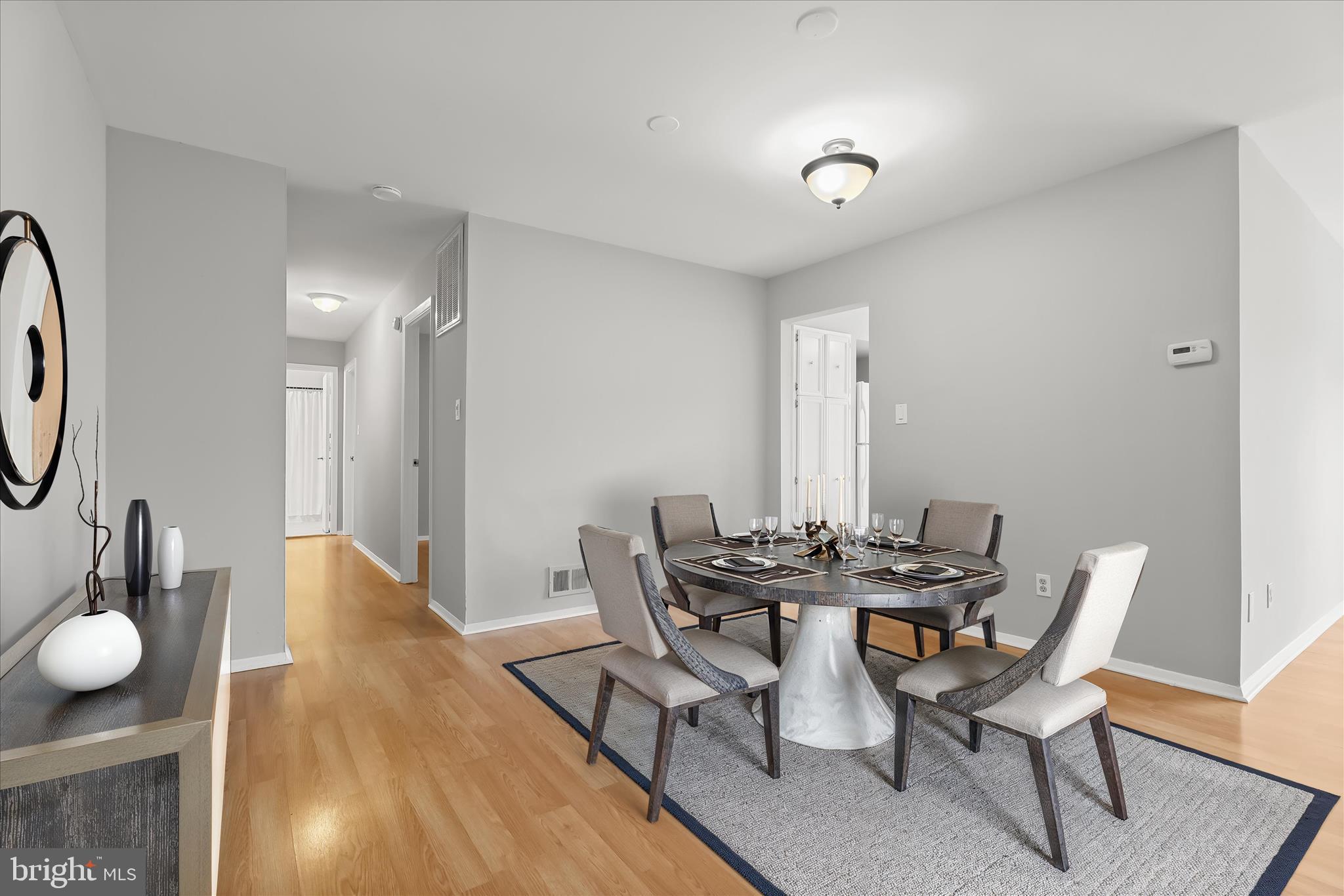 351 Homeland Southway, Unit 3D Baltimore, MD 21212 - Photo 5 of 29 Dining Area-Virtually Staged