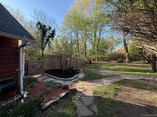 $610,000 | 422 North Midland Avenue, Nyack, NY 10960