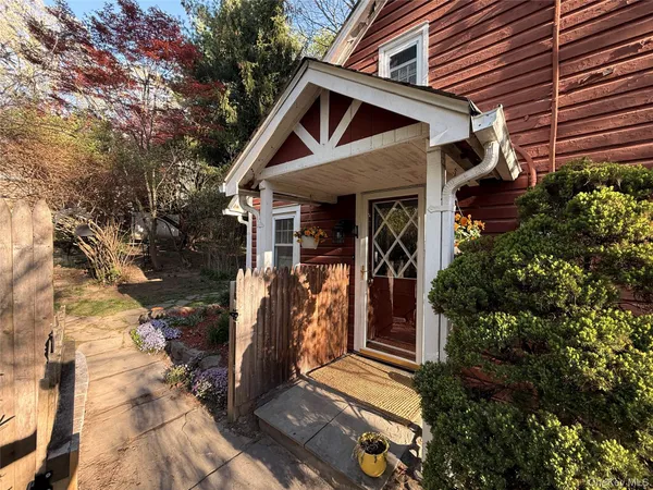 $610,000 | 422 North Midland Avenue, Nyack, NY 10960