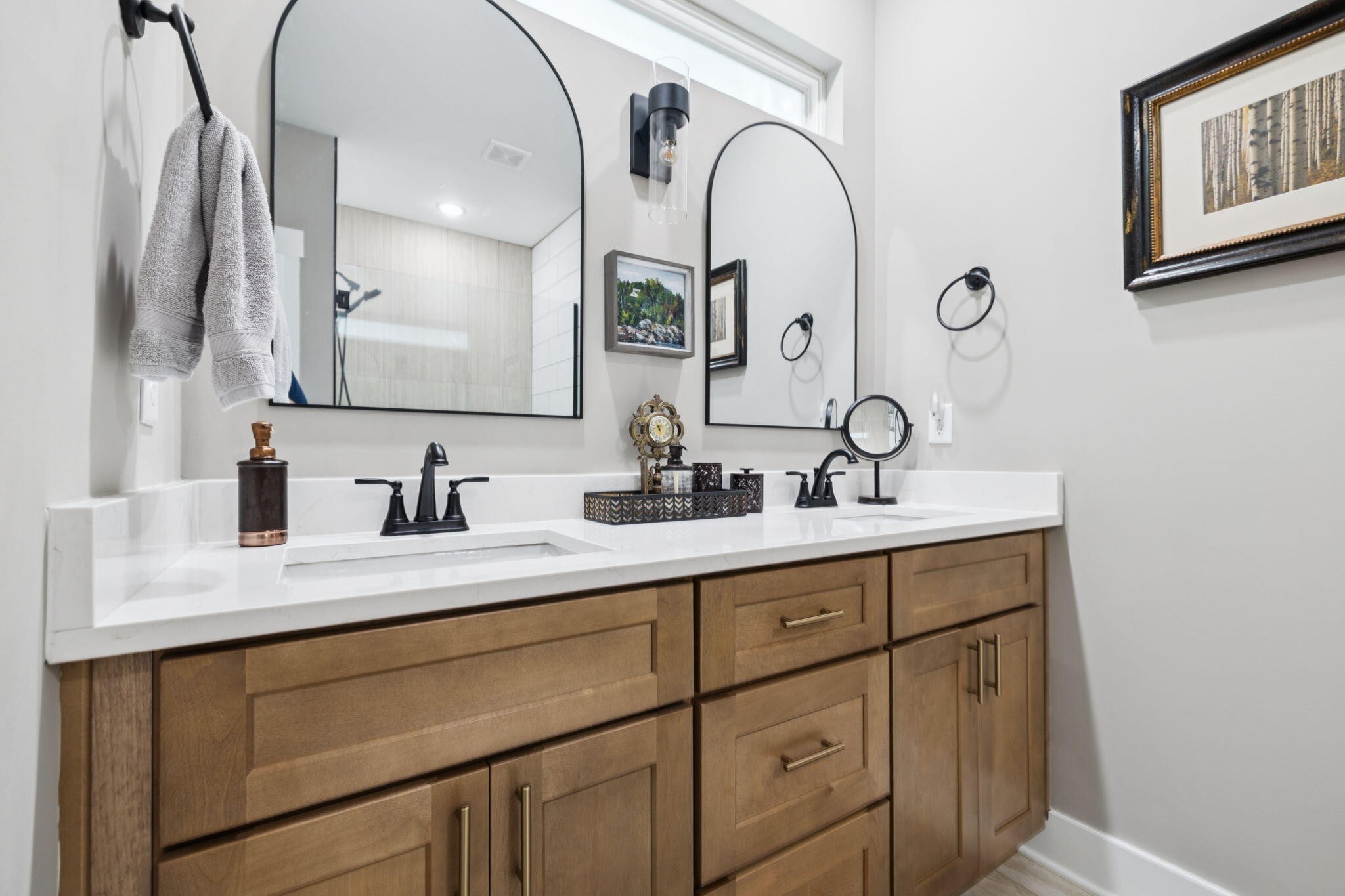 75 Battleview Drive Ringgold, GA 30736 - Photo 24 of 58 a bathroom with a double vanity sink and a mirror