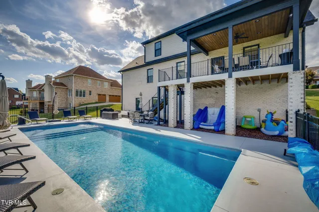 $1,549,000 | 141 Laurel Ridge Drive, Jonesborough, TN 37659