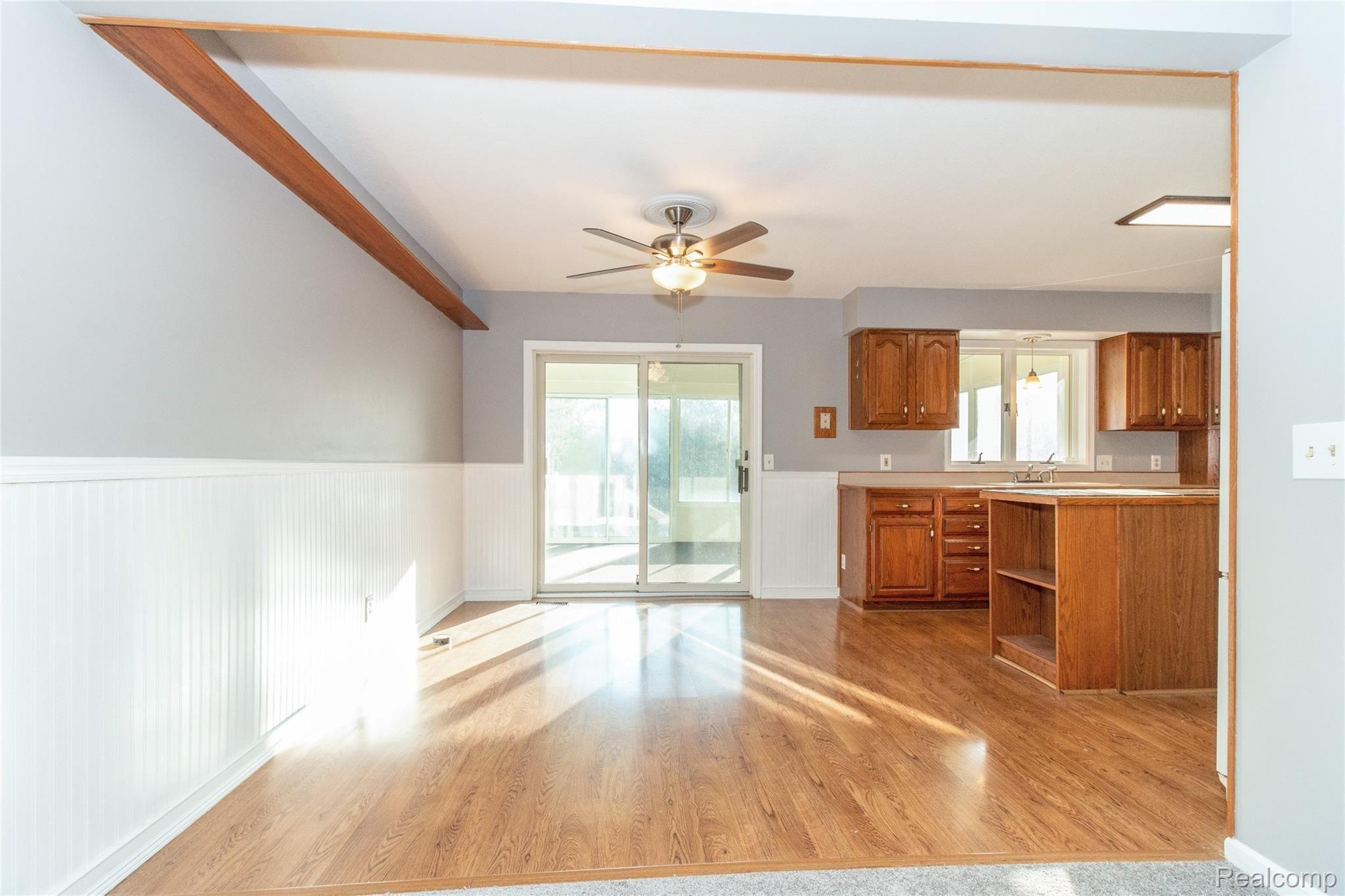 11371 Odell Road Linden, MI 48451 - Photo 9 of 40 Dining room with door to the Florida room